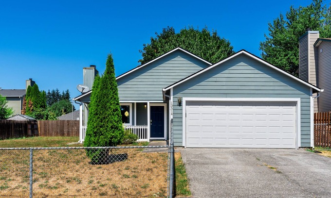 Vancouver House | Perfect Family and Pet Friendly Home Near PDX