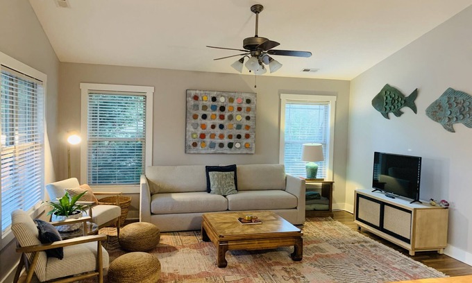 Woodfin House | Perfect Family/Friends Getaway, Min to Everything