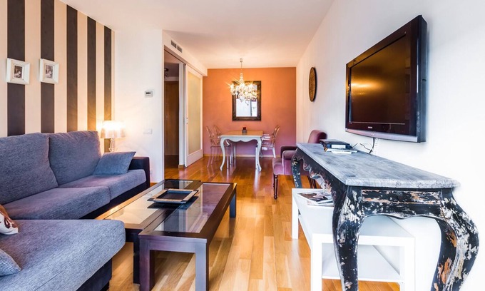 Provencals del Poblenou Apartment | Perfect family holidays flat, with parking, pool, close to beach and city centre