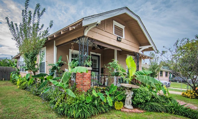 Downtown Little Rock House | Perfect for Extended Stays. Downtown Bungalow