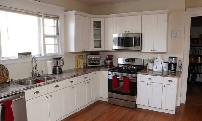 Forest Hill Apartment | Perfect for Families