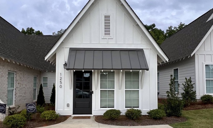 Opelika House | Perfect Game Day Home - 2 Bed/2 Bath
