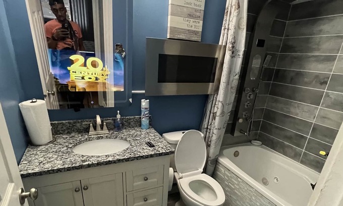 Lansing Condo | Perfect getaway