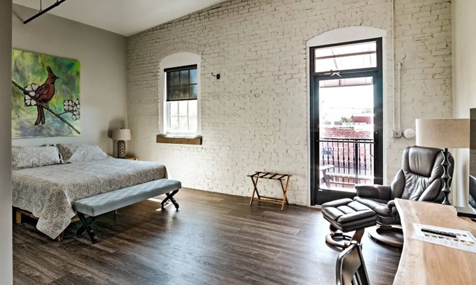 Hickory Apartment | Perfect King Suite w/ Balcony in Downtown Hickory!