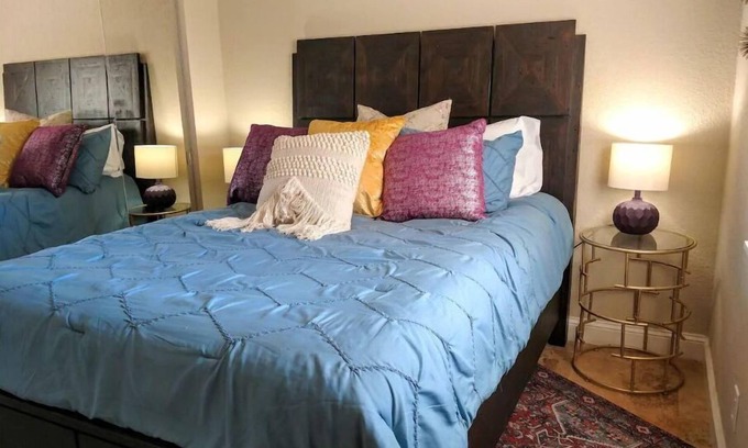Mid America Condo | Perfect Lake Retreat