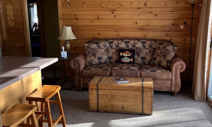 Mercer Cabin | Perfect lakefront cabin up north