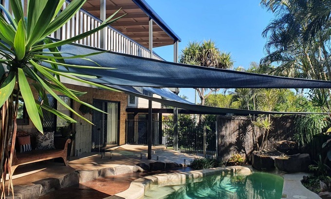 Rainbow Beach House | Perfect large 2 storey level home for 2 families with a pool.