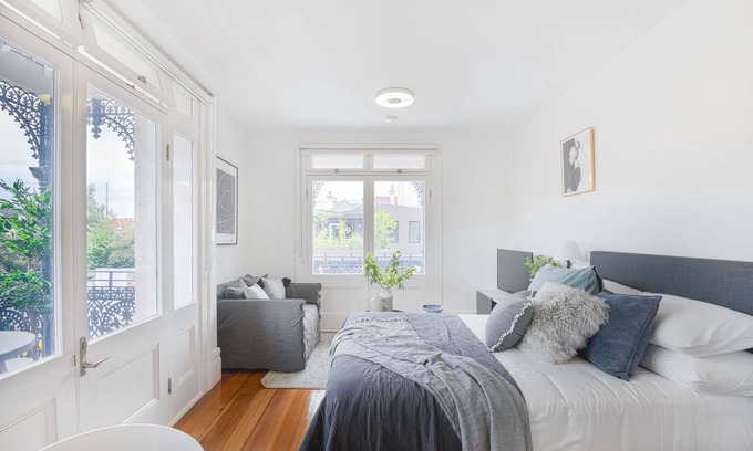 Glebe Apartment | Perfect Located Studio Apartment