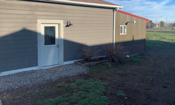 Bozeman Apartment | Perfect low key location, minutes from the airport. On the outskirts of town.