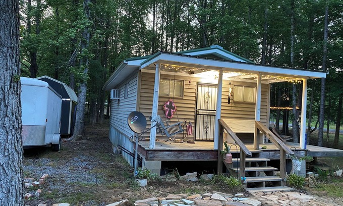 Heber Springs Cabin | perfect place, come & relax! 10 min. away from Heber area! It has NO TV! RELAX!