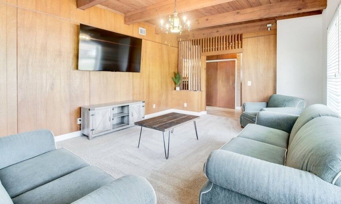 Lexington House | Perfect Private Lexington Retreat by Lake Murray!
