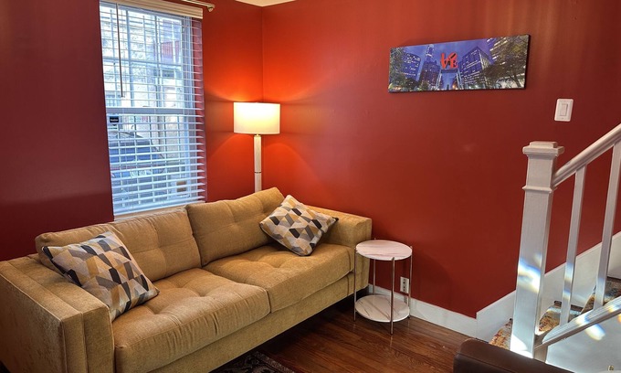 Washington Square West House | Perfect Walk Score! Pet Friendly Home in Central Philly