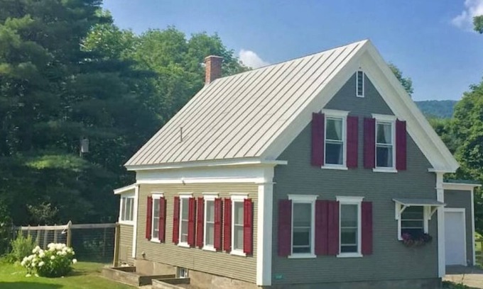 Woodstock House | Perfect Woodstock Getaway! Lovely Riverside Home
