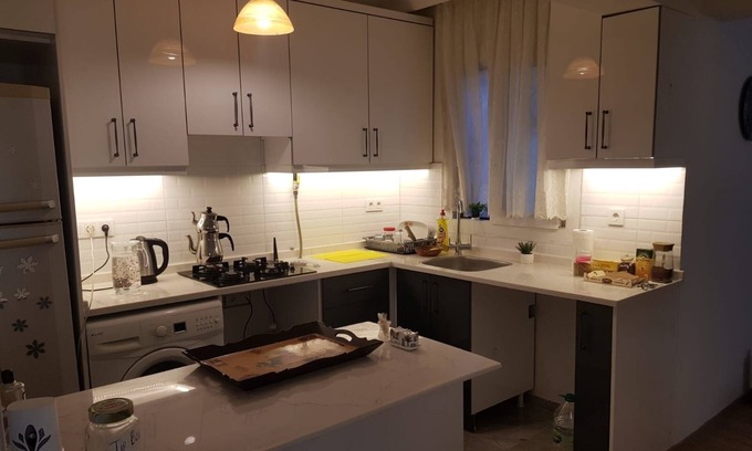 Konak Apartment | Perfectly clean & spacious in Konak city center. 5 to 8 mins to tram & subway