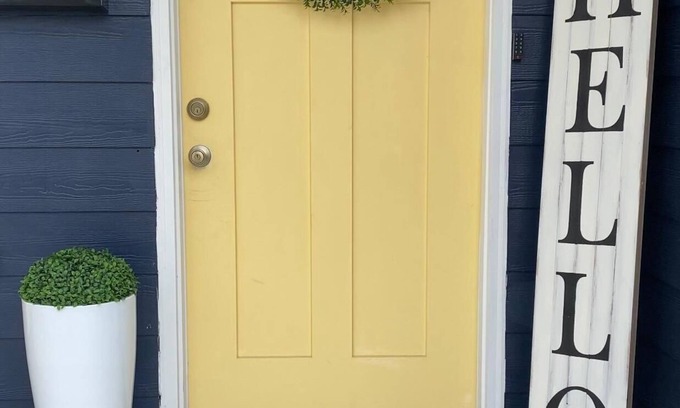 East Memphis House | Perfectly located 2 Bedroom home in Midtown Memphis