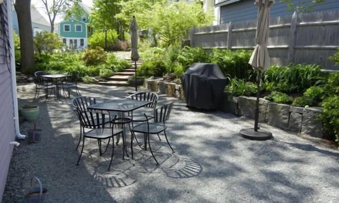 Rockport Cottage | PERIWINKLE COTTAGE #2 - OPEN ALL YEAR - walk to everything, parking, wifi, quiet