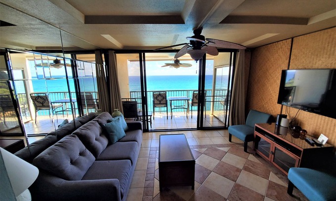 Makaha Condo | Permitted Hawaiian Princess condo on beach with sea turtles and amazing sunsets