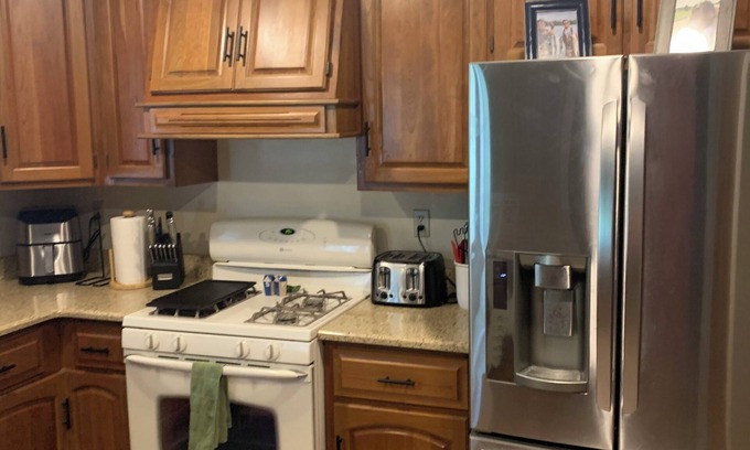 Ashwaubenon House | Personal Home Available for NFL Draft