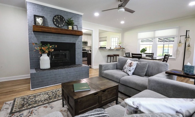 Greenville - Spartanburg House | Pet & Family Friendly 3-bedroom home in charming Greenville
