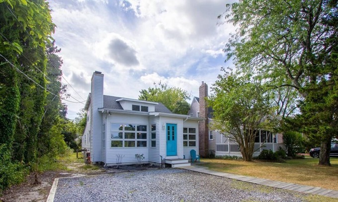 Cape May Point House | Pet Friendly 4 Bdrm Sleeps 12 by Lake Lily