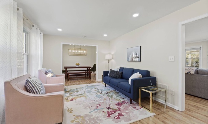 Conestee House | Pet-Friendly 4BR: Pool, Screen Porch, Fenced Yard