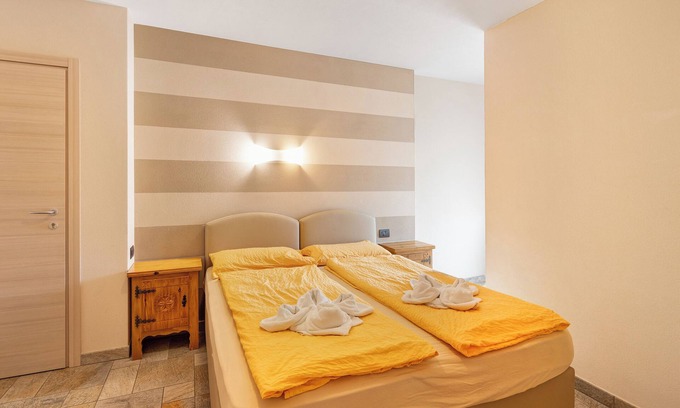 Sant'Anna Apartment | Pet-Friendly Apartment Elena Casa Claudia with Mountain View & Wi-Fi