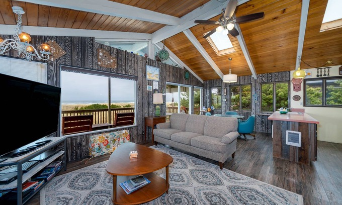 Rockaway Beach House | Pet Friendly Beachfront Home with Oceanfront Deck, Amazing Views, Walk to Town