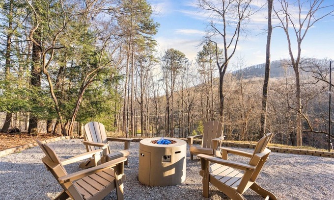 Big Canoe Cabin | Pet Friendly Cabin: Hot Tub, Game Room, Fire Pits