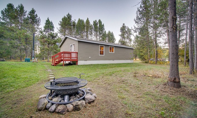 Cascade House | Pet-Friendly Cascade Vacation Rental w/Fire Pit!