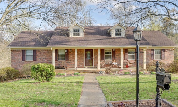 Lupton City Apartment | Pet-Friendly Chattanooga Studio Apartment!