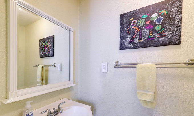 City Park West House | Pet-Friendly Denver Townhome ~ 2 Mi to Downtown!