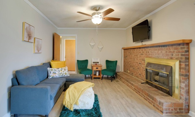 Easley House | Pet-Friendly Easley Family House w/Game Room