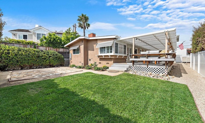 Capistrano Beach House | Pet Friendly Home Near the Beach