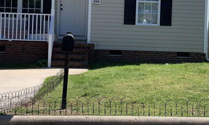 Graham House | Pet-friendly home near shops and restaurants