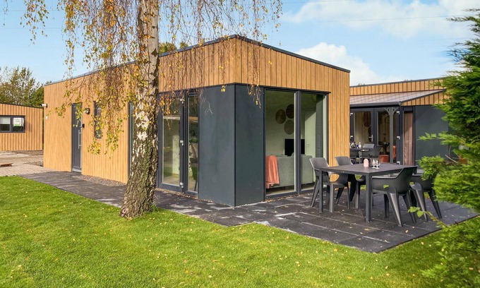 Heinkenszand House | Pet friendly home in Heinkenszand