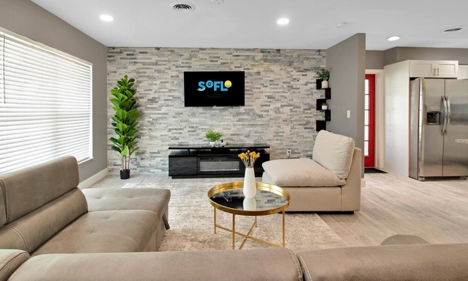 River Park House | Pet-Friendly Home with Large Backyard by RedAwning