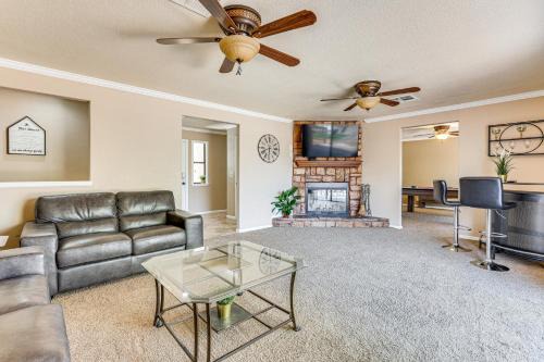 Las Vegas House | Pet-Friendly Home with Game Room in Las Vegas!