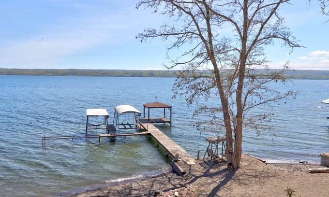 Himrod House | Pet friendly lake house with 7 bedrooms 3 masters, movie theatre, and game room!