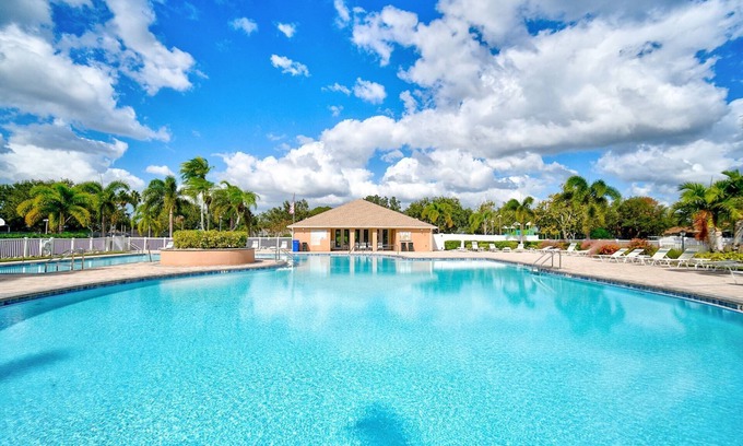 Sabal Harbour House | Pet-Friendly Lakeside Stay! Heated Pool, BBQ, Tennis, Outdoor Dining, Near Bradenton and Beaches