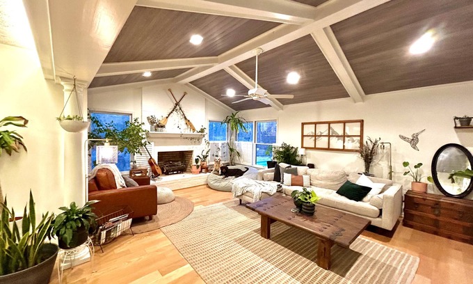 Southern Pines House | Pet friendly Plant Paradise with Pool near Pinehurst