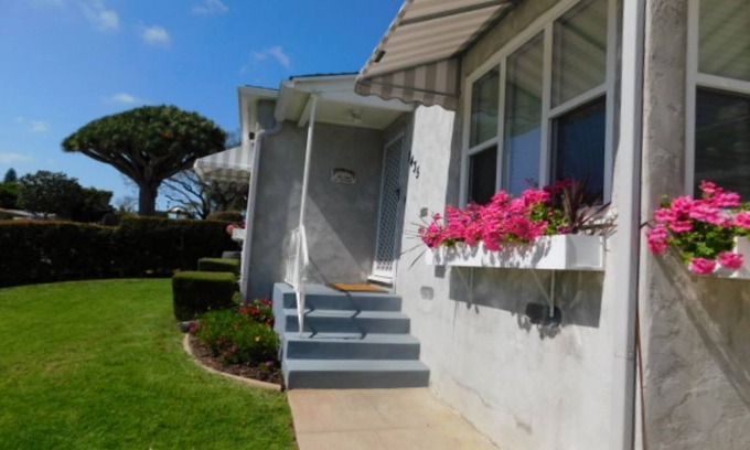 South Park House | Pet Friendly SouthPark Bungalow