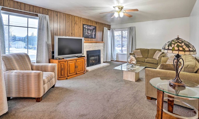 Spokane Valley House | Pet-Friendly Spokane Valley Vacation Rental!