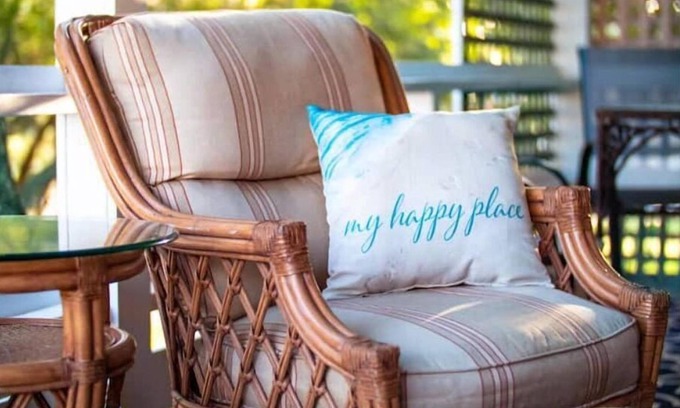 Colington House | Pet Friendly~Walk to the Beach or Sound~Bikes~Vintage and Original