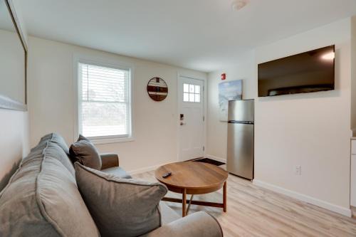 Wareham Apartment | Pet-Friendly Wareham Retreat Near Onset Beach!