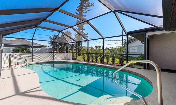 Port Charlotte House | Pet-friendly with Private Heated Screened Pool
