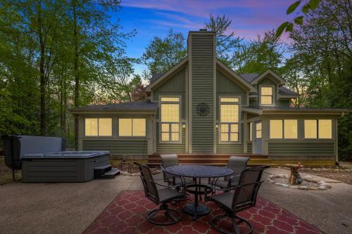 Shorewood-Tower Hills-Harbert House | Pete's Place