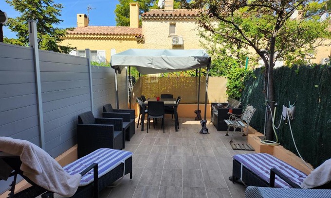 La Madrague Apartment | Petit coin de paradis au soleil près de la mer