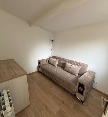 Orly House | Petite Maison Cosy Orly