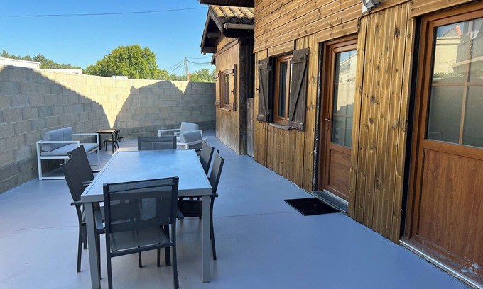 Piolenc Ski Chalet | Petite Maison en Bordure de N7