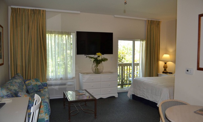 Morehead City Apartment | PETS Welcome for small extra fee.Walking distance to Beaufort Waterfront